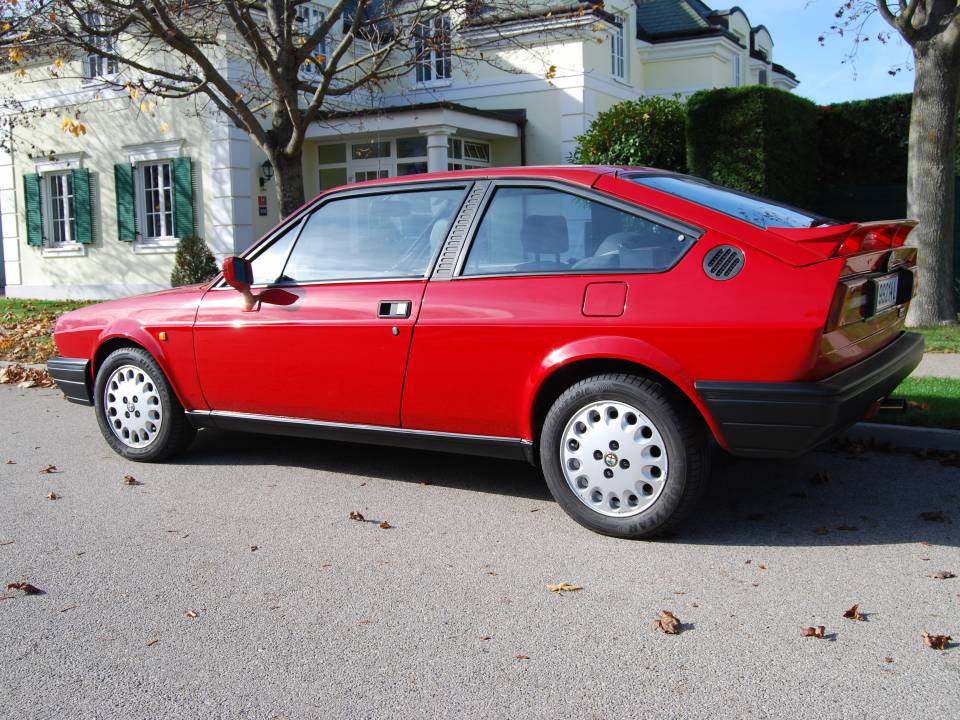 Afbeelding 4/23 van Alfa Romeo Sprint 1.7 QV ie (1988)