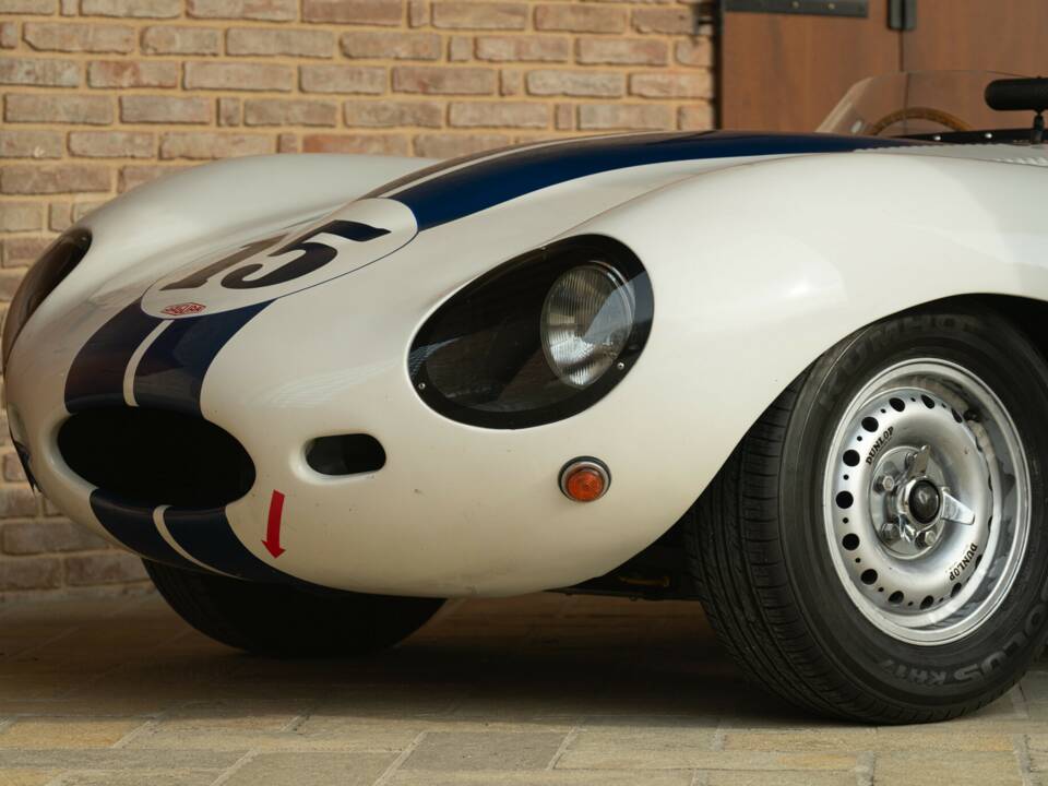 Bild 16/50 von Jaguar D-Type (1977)
