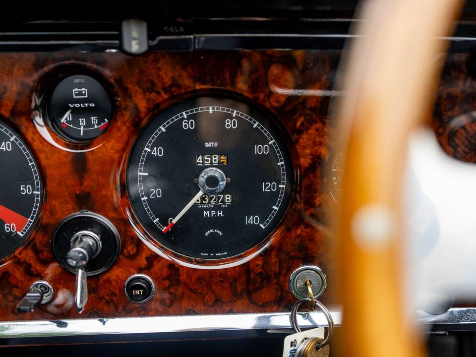 Afbeelding 46/50 van Jaguar XK 150 DHC (1959)