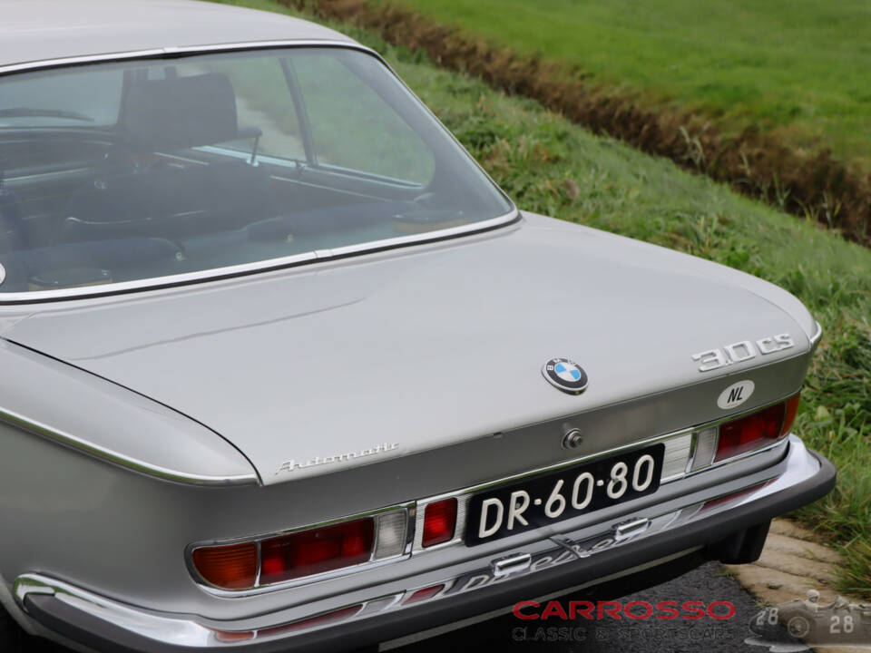 Image 13/50 de BMW 3.0 CS (1972)