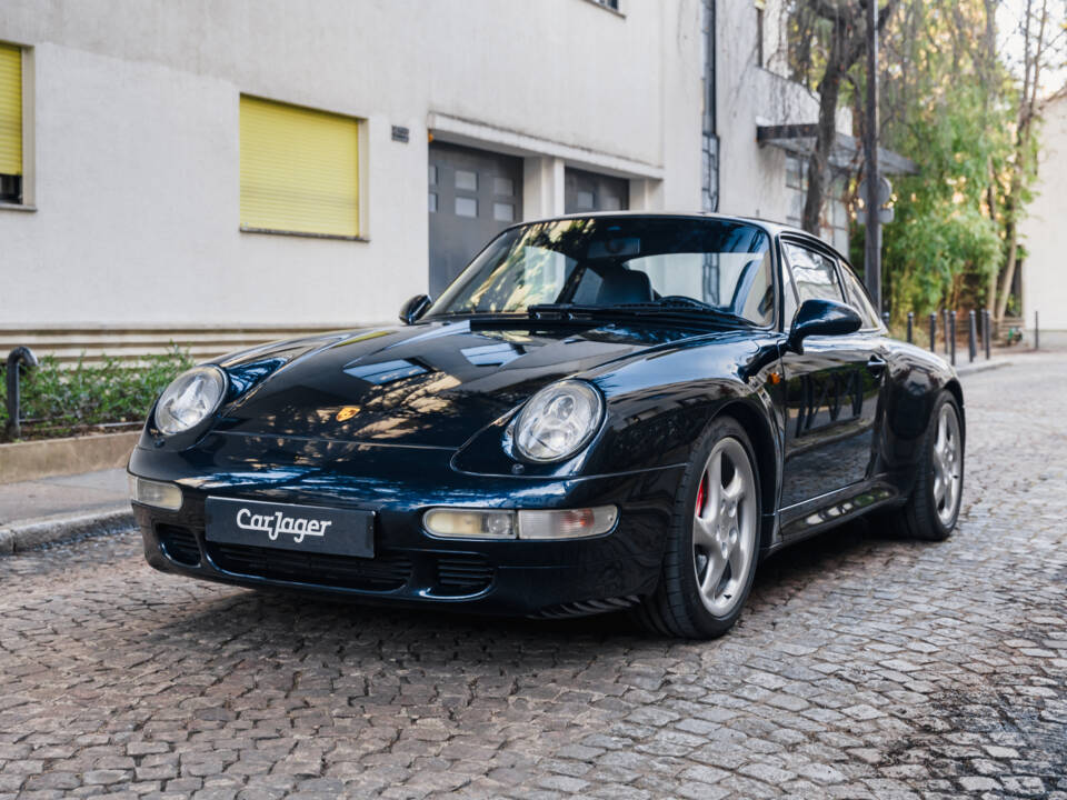 Bild 6/50 von Porsche 911 Carrera 4S (1996)