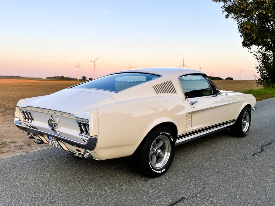 Image 33/45 of Ford Mustang 289 (1967)
