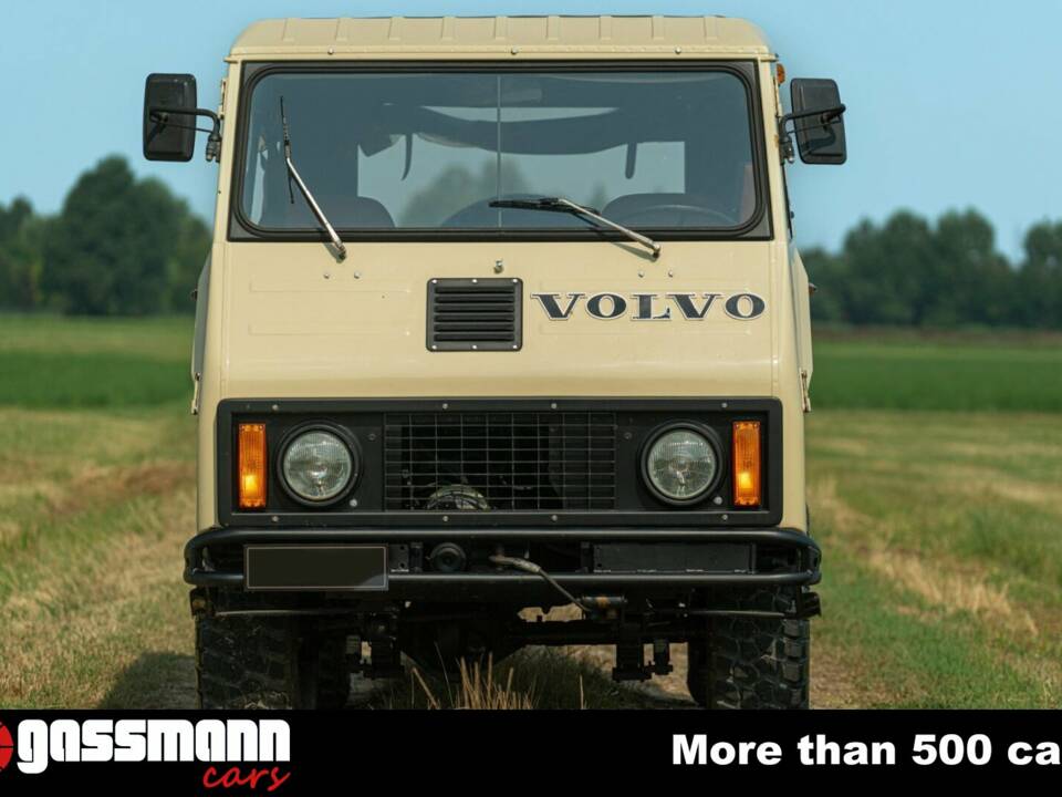 Image 2/15 de Volvo C 202 (1967)