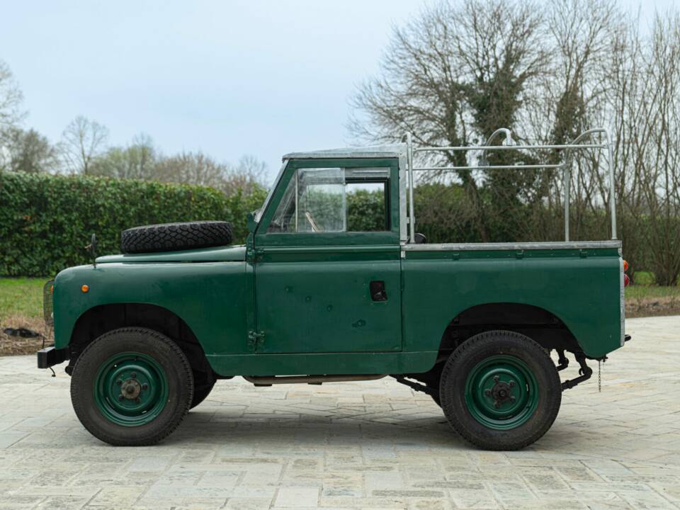 Bild 4/50 von Land Rover 88 (1978)