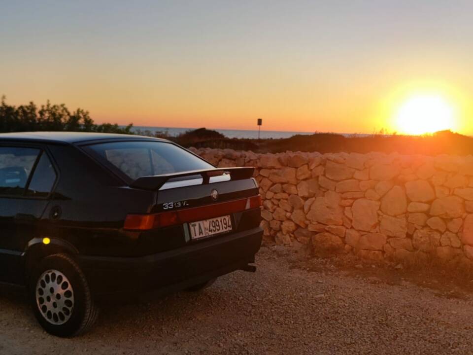 Image 22/52 of Alfa Romeo 33 - 1.3 (1992)