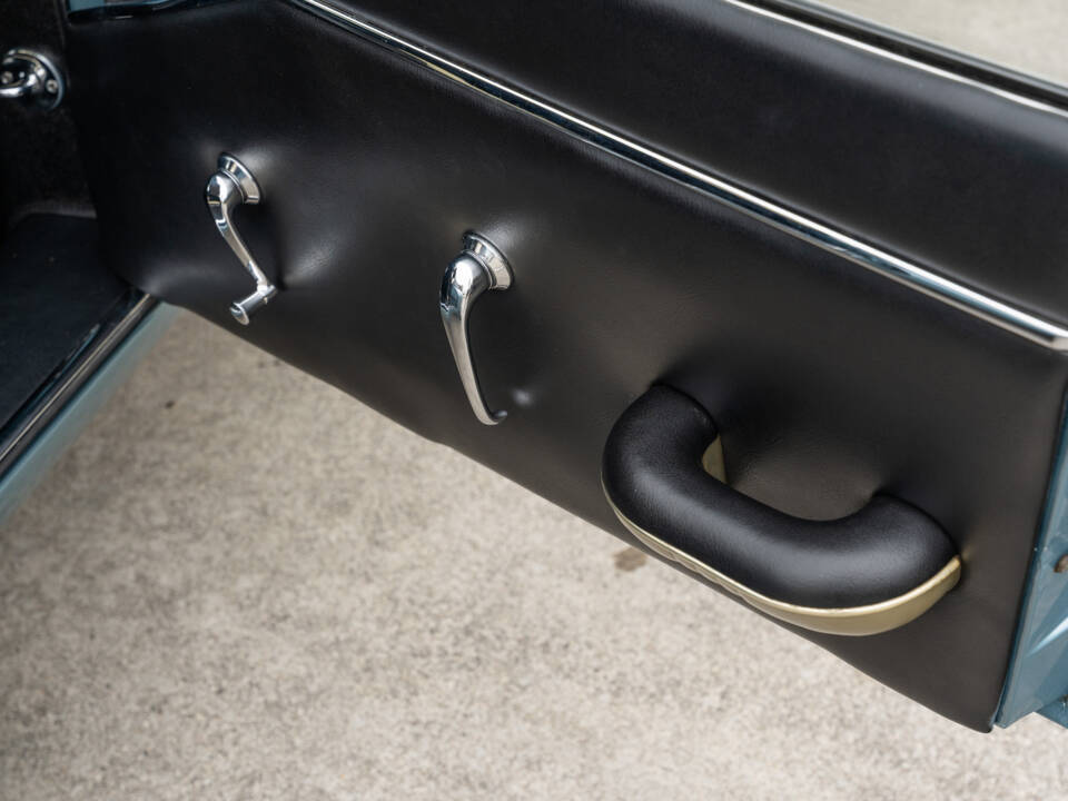 Afbeelding 38/79 van Jaguar E-Type 4.2 (1967)