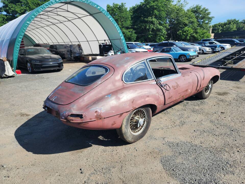 Imagen 12/15 de Jaguar E-Type (2+2) (1966)