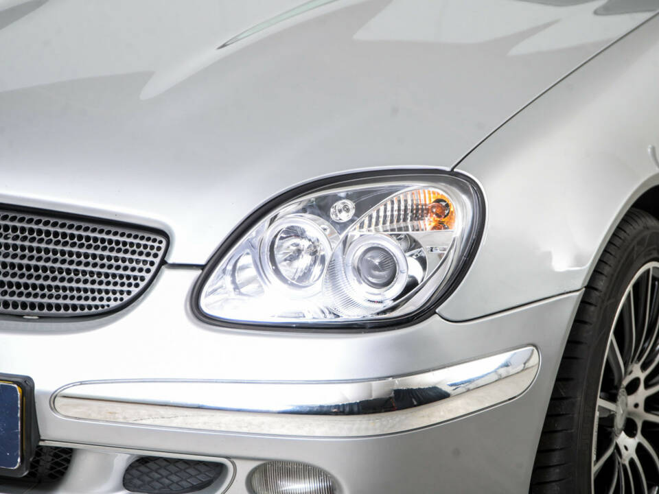 Bild 22/50 von Mercedes-Benz SLK 320 (2000)