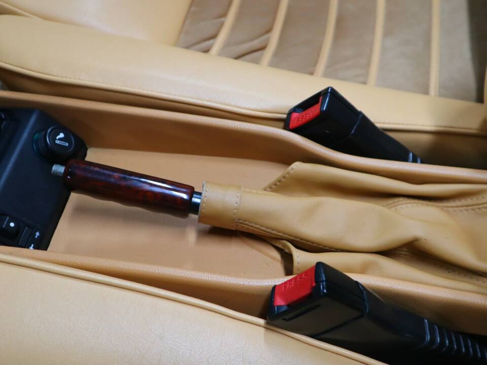 Image 28/58 de Alfa Romeo 2.0 Spider (1992)