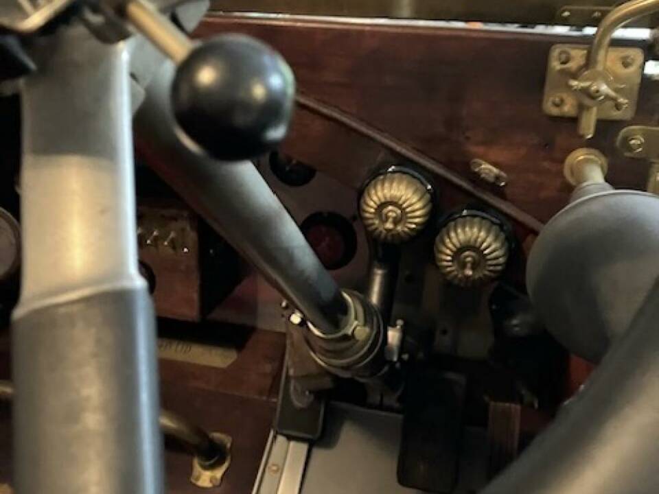 Image 15/34 of Rolls-Royce 40/50 HP Silver Ghost (1925)