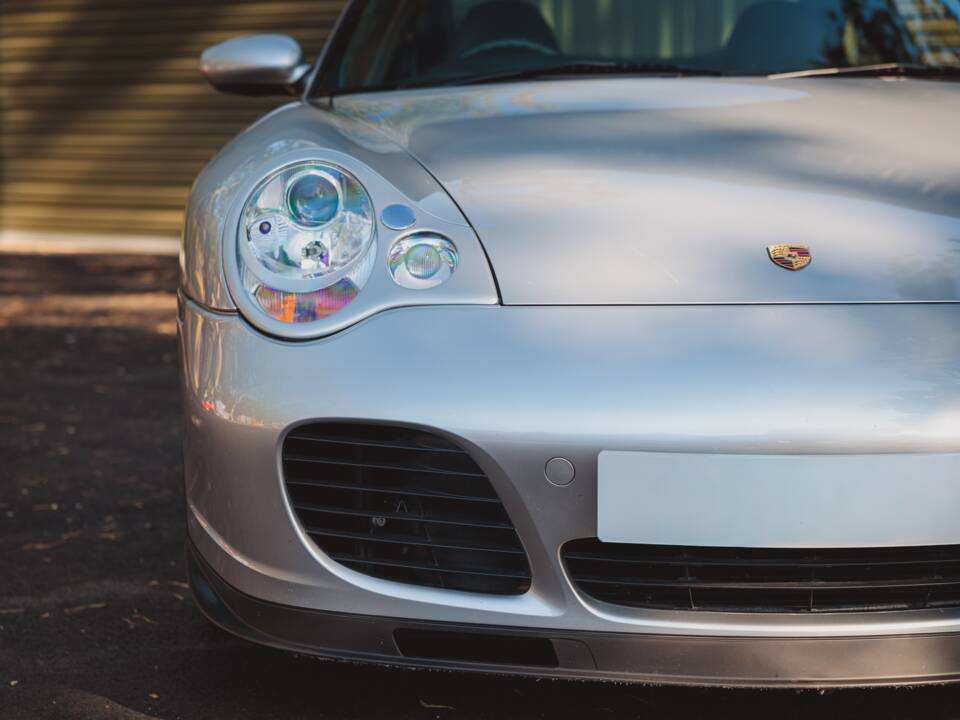 Obraz 9/38 pojazdu Porsche 911 Turbo (2001)