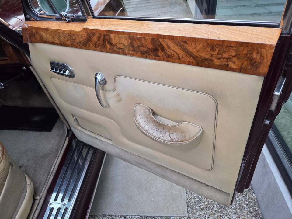 Image 22/52 of Rolls-Royce Silver Cloud II (1962)