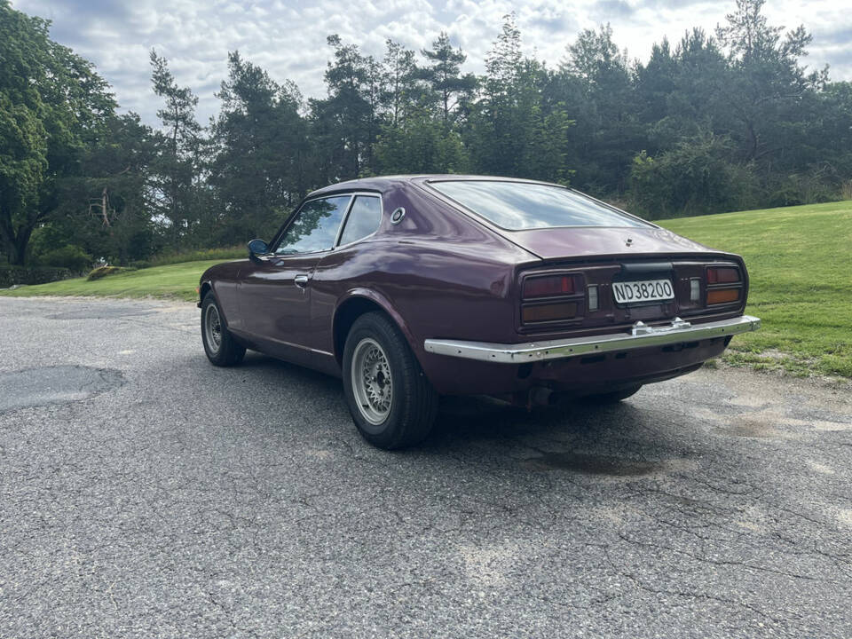 Image 7/8 of Datsun 260 Z (1976)