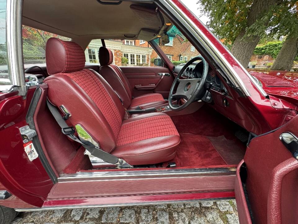 Immagine 18/29 di Mercedes-Benz 280 SL (1985)