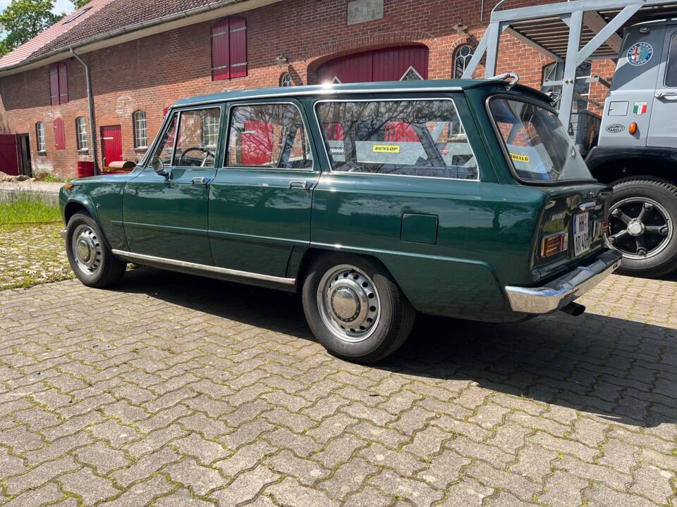 Image 3/16 of Alfa Romeo Giulia 1600 TI Giardinetta (1967)