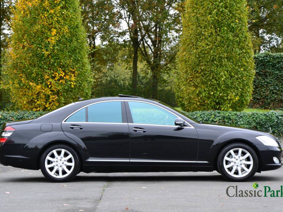 Bild 6/50 von Mercedes-Benz S 500 (2006)