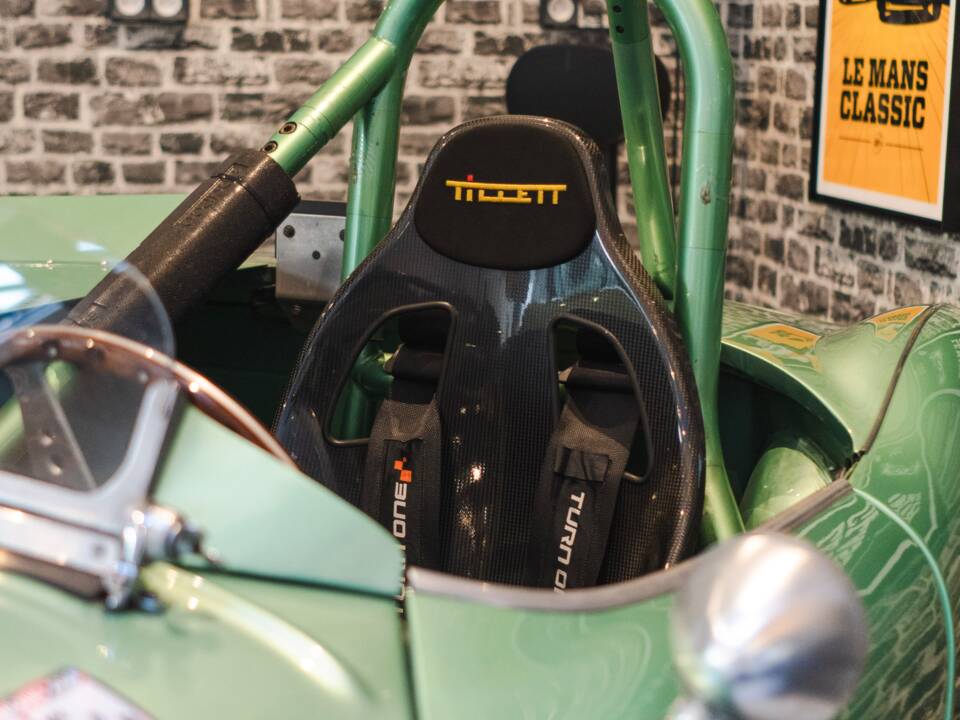 Immagine 15/40 di Austin-Healey 100/4 (BN1) (1954)