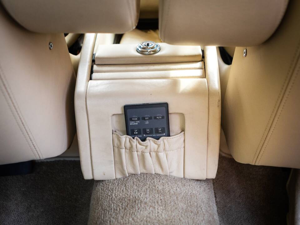 Imagen 10/24 de Rolls-Royce Flying Spur (1994)