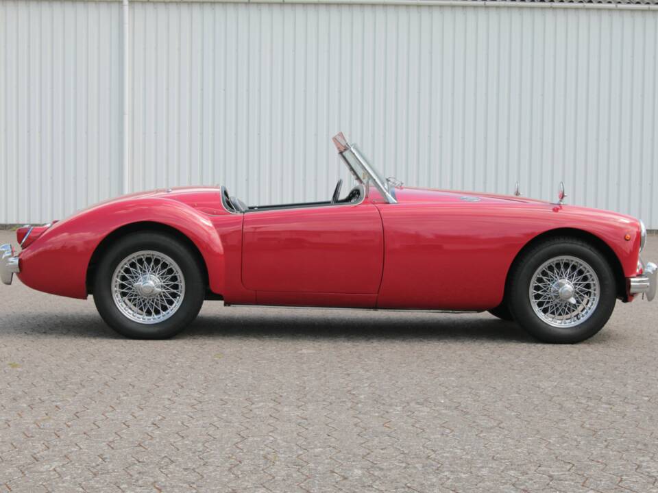 Afbeelding 7/77 van MG MGA 1500 (1959)