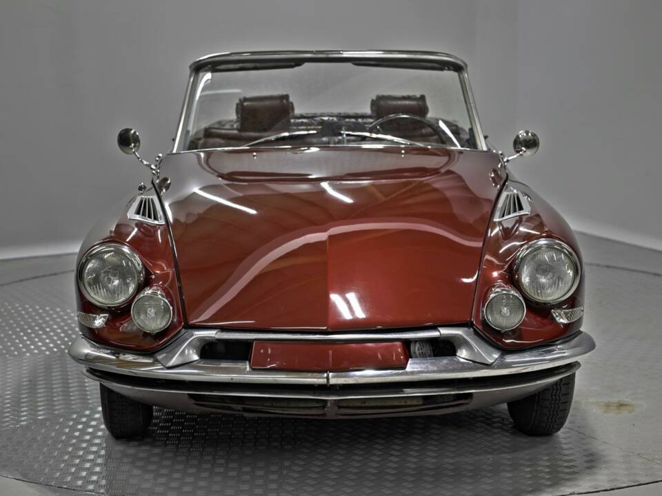 Imagen 8/50 de Citroën DS 19 Chapron (1961)