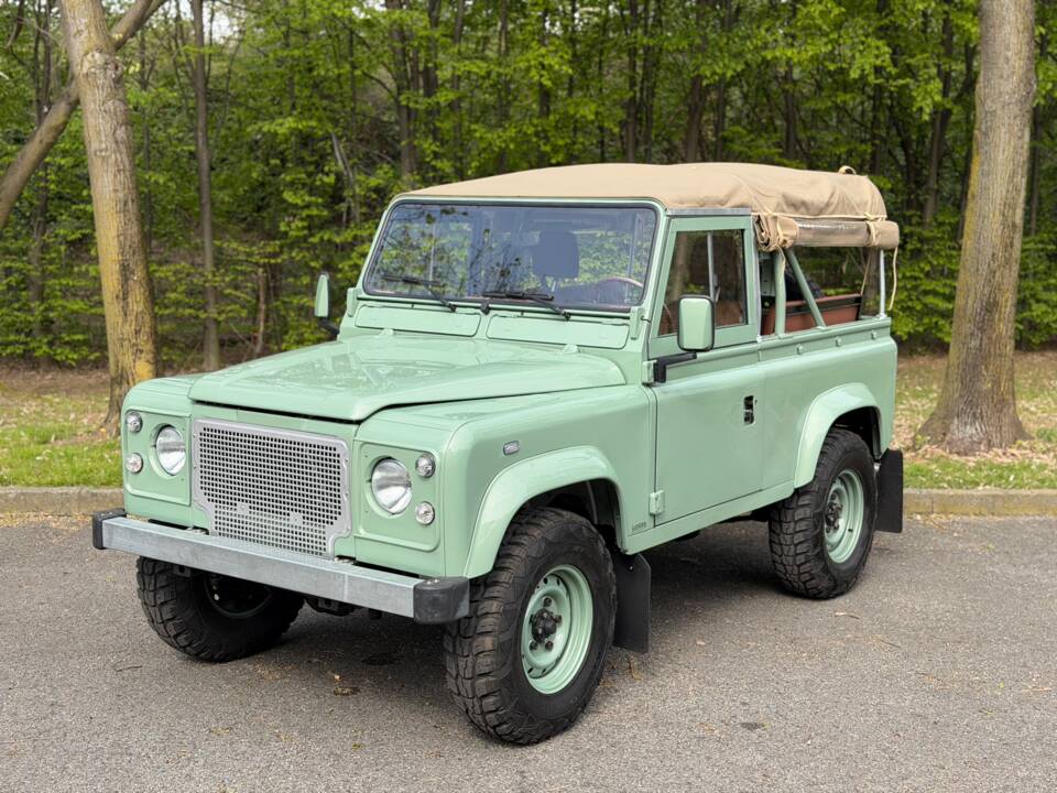 Imagen 15/74 de Land Rover Defender 90 (1998)
