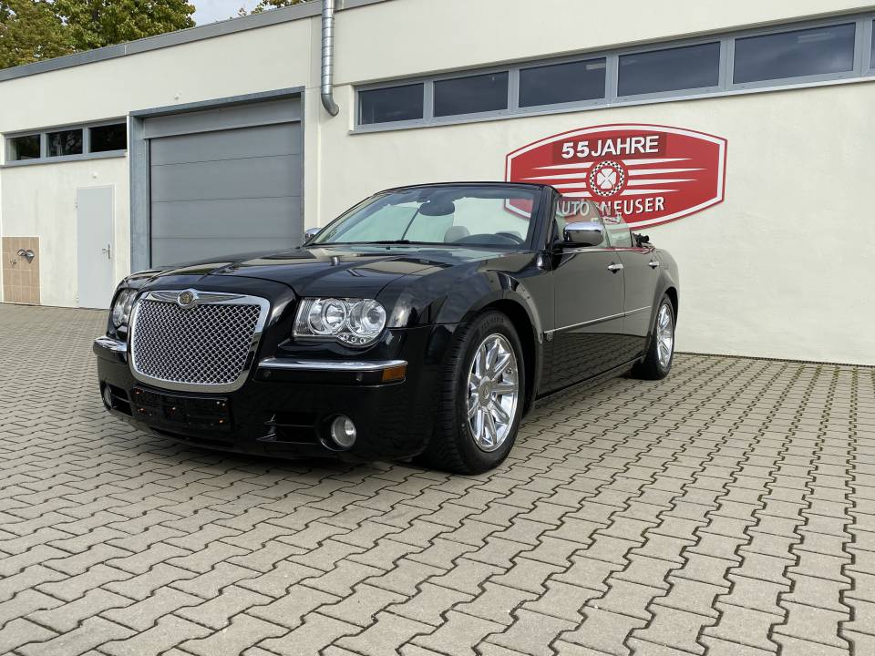 Bild 2/21 von Chrysler 300 C (2006)