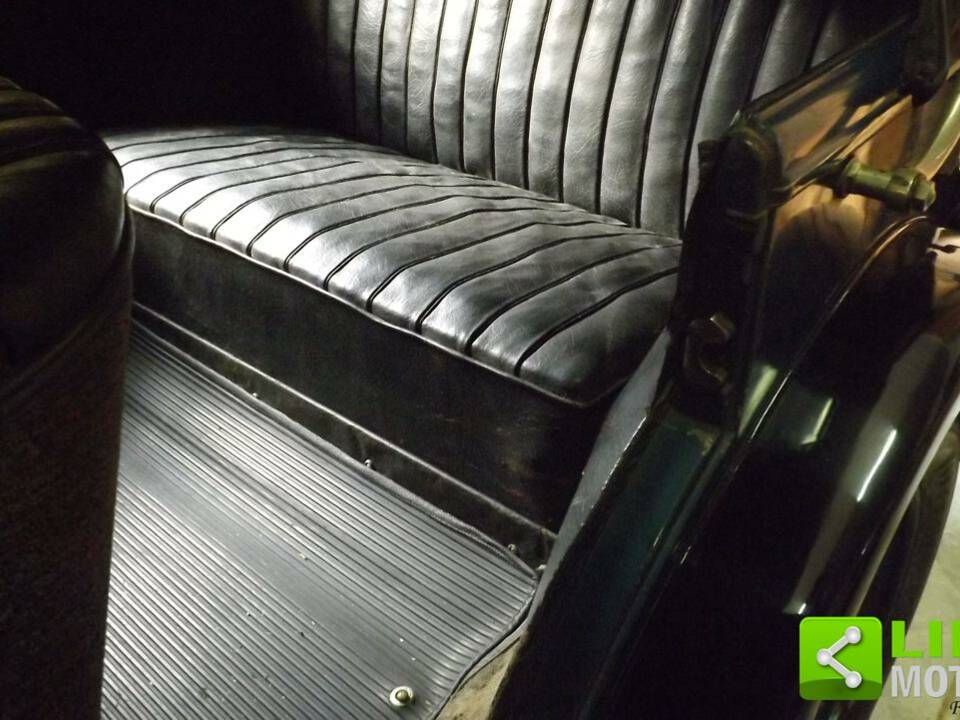 Image 18/50 of FIAT 509 A (1924)