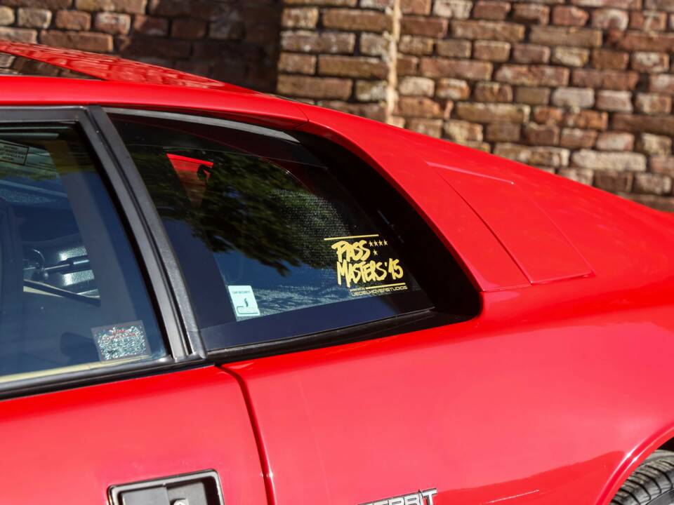 Image 23/50 of Lotus Esprit SE (1992)