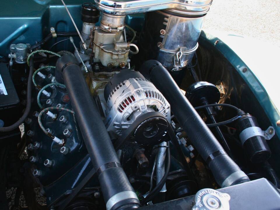 Image 22/28 of Ford Deluxe (1940)