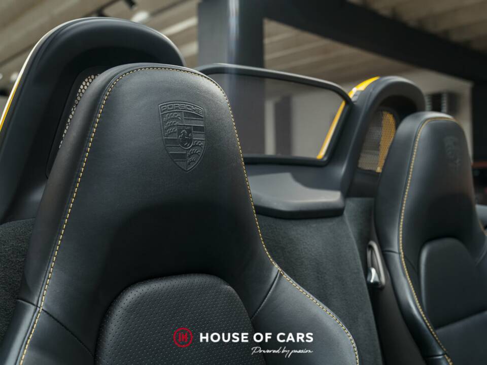 Immagine 19/25 di Porsche 718 Boxster S (2017)