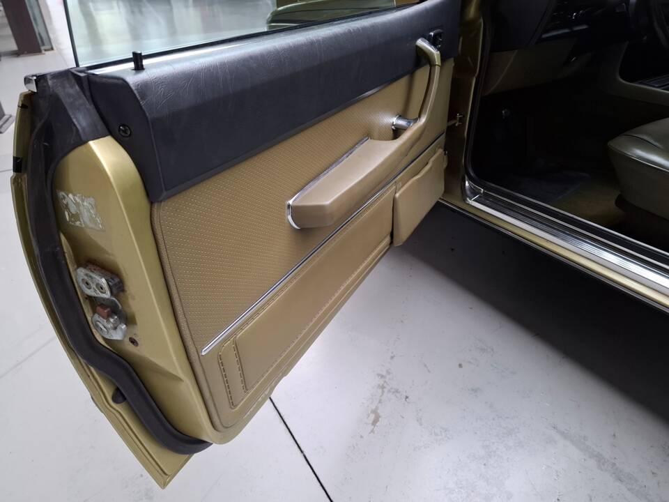 Bild 21/30 von BMW 635 CSi (1980)