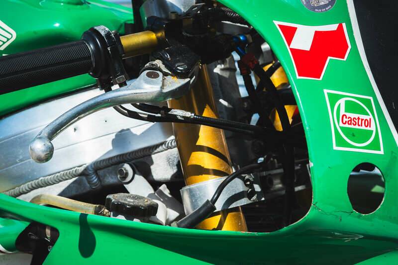 Image 20/50 of Honda VFR 750R RC 30 (1992)