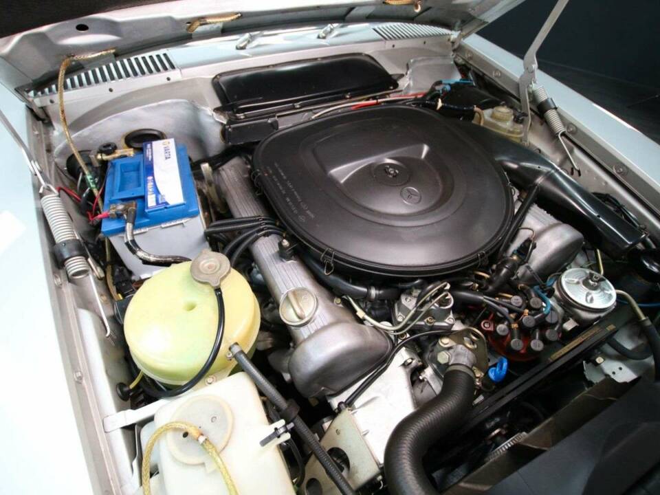Afbeelding 43/50 van Mercedes-Benz 450 SLC 5,0 (1979)