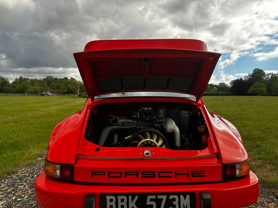 Bild 41/47 von Porsche 911 Carrera 4 (1990)