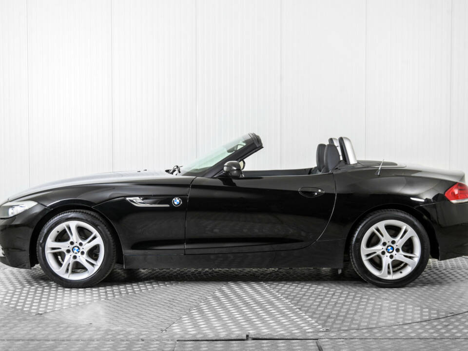 Image 9/50 of BMW Z4 sDrive30i (2009)