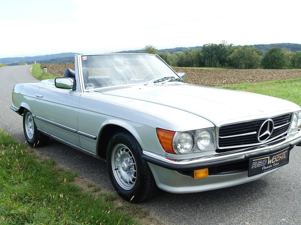 Image 15/37 de Mercedes-Benz 450 SL (1978)