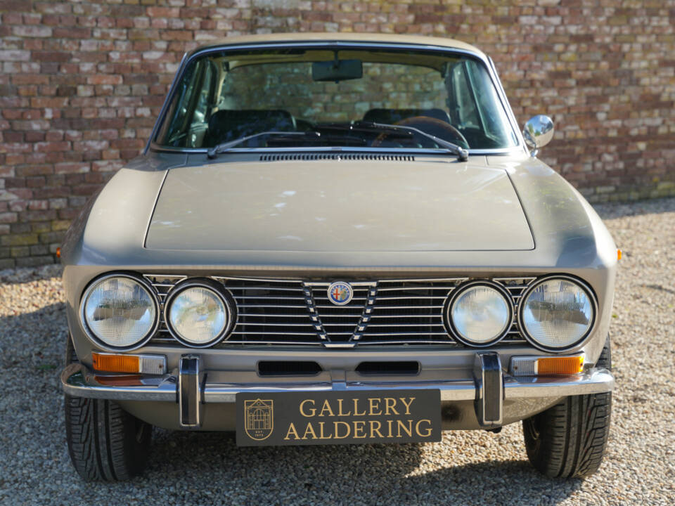 Bild 5/50 von Alfa Romeo 2000 GTV (1973)
