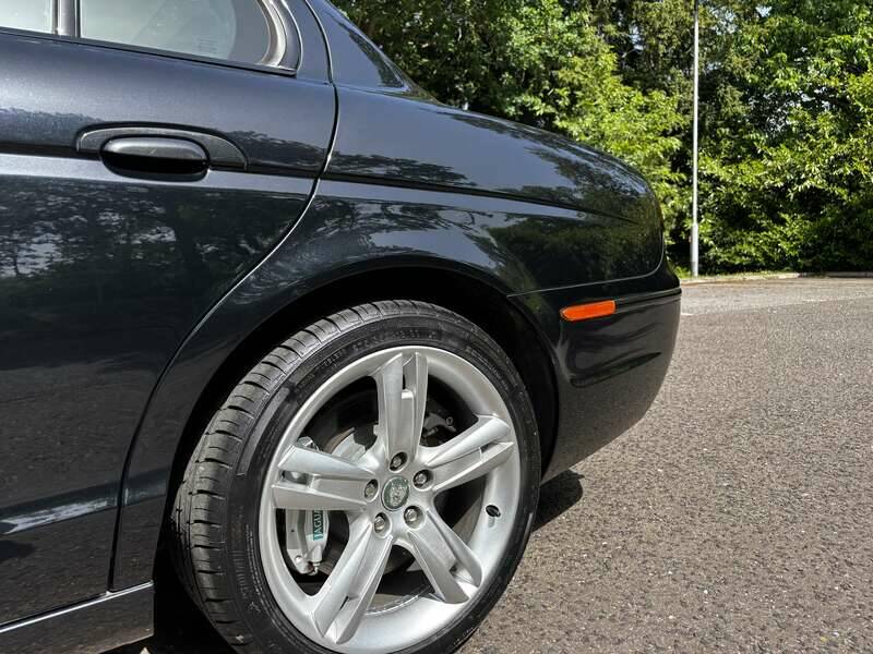 Bild 44/50 von Jaguar S-Type 4.2 V8 R (2004)