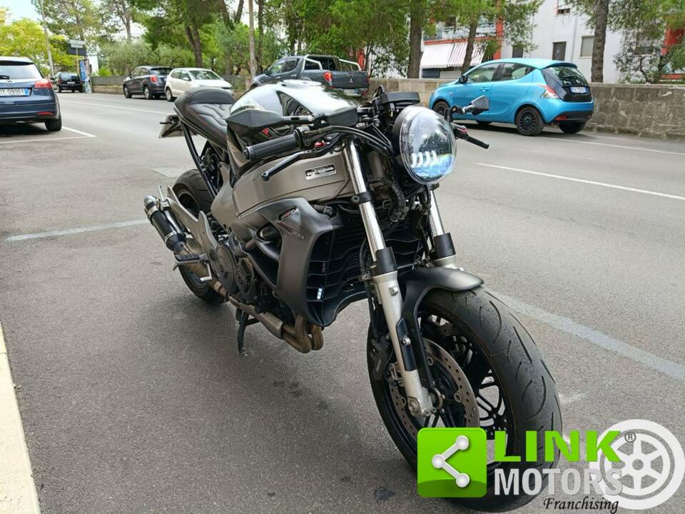 Bild 7/10 von Honda DUMMY (2000)