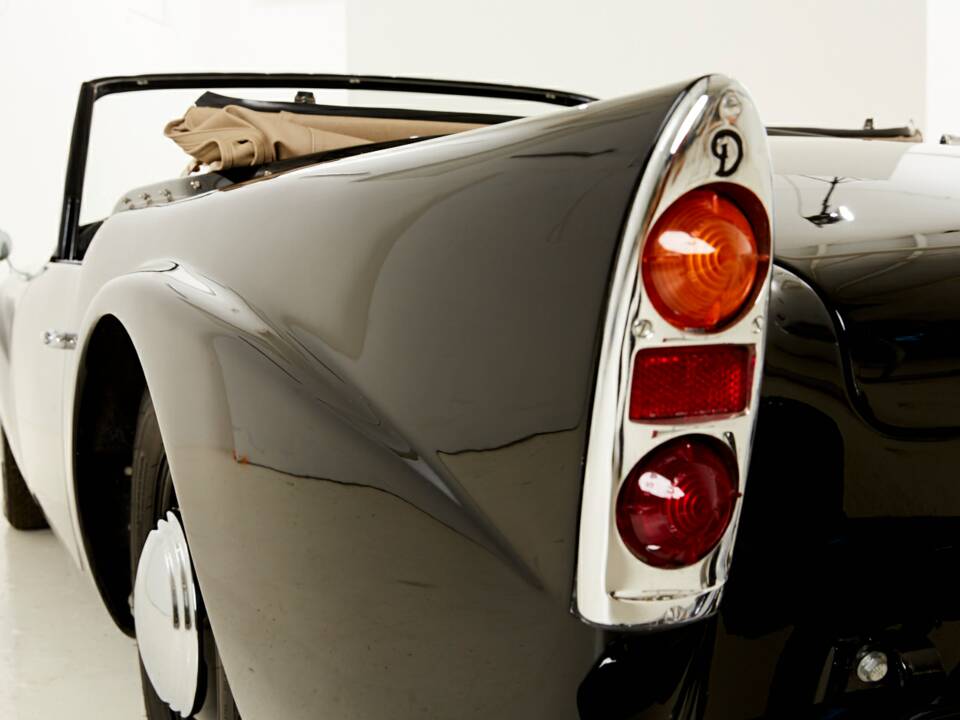 Immagine 17/19 di Daimler SP 250 (1964)