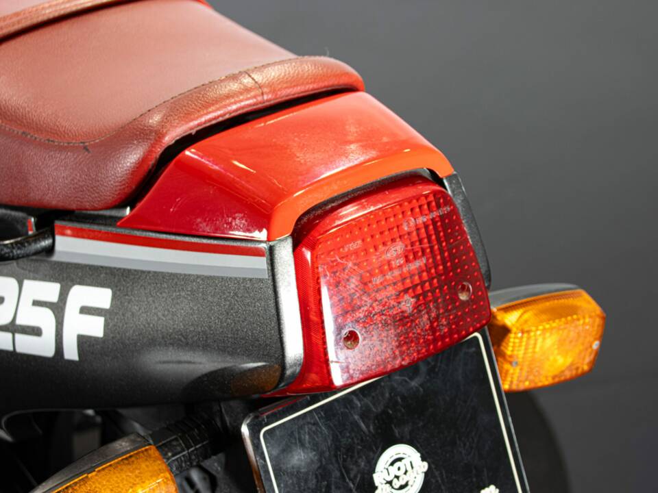 Image 41/50 of Honda NS 125F (1985)