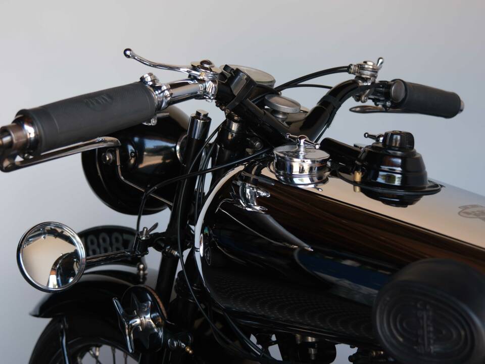 Image 86/99 of Brough-Superior SS 100 (1933)