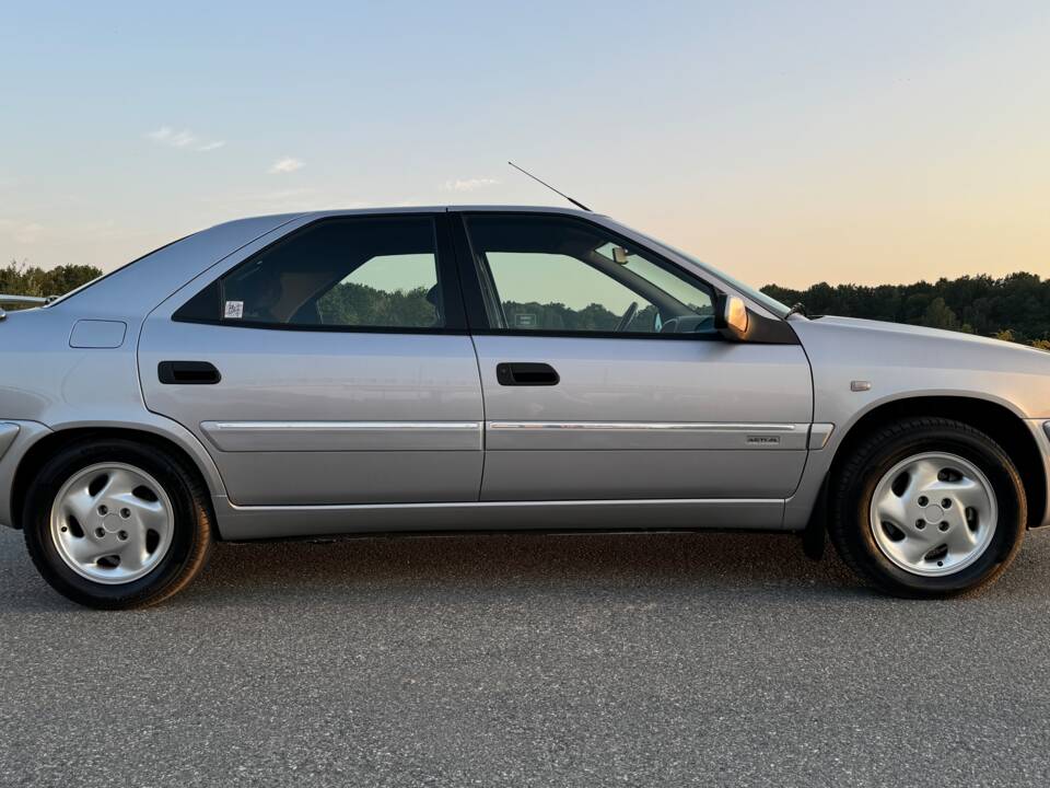 Image 4/80 of Citroën Xantia 2.0i (1998)