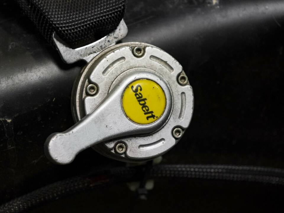Bild 18/29 von Mazda MX-5 1.8 (2001)