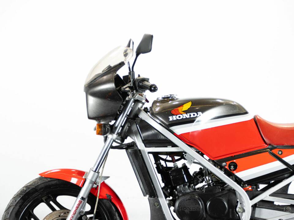 Image 26/50 of Honda NS 125F (1985)