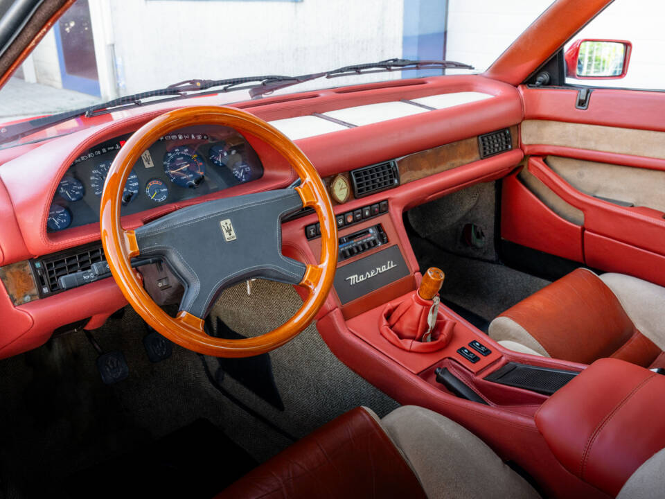 Bild 36/71 von Maserati Biturbo Si (1987)