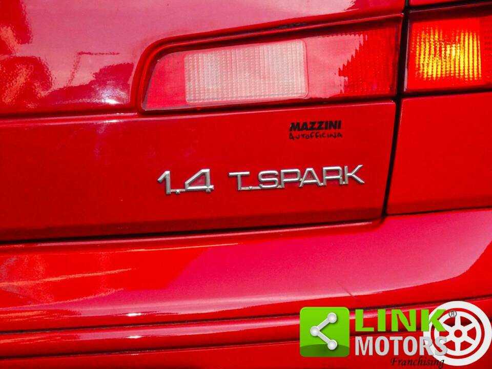 Afbeelding 5/9 van Alfa Romeo 145 1.4 T. Spark (2000)