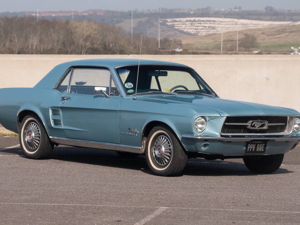 Image 1/50 of Ford Mustang 200 (1967)