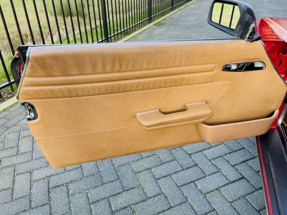 Image 20/36 de Mercedes-Benz 560 SL (1987)