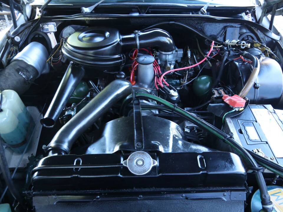 Image 23/50 of Citroën DS 20 Pallas (1971)
